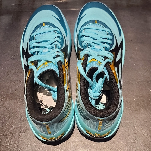 LaMelo ball shoes - Picture 5 of 10